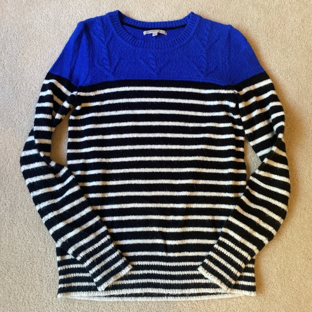 Gap Sweater